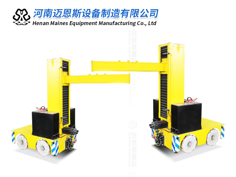 自動叉裝式麥克納姆輪電動搬運車研發成功